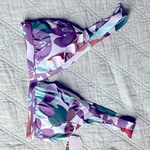 Time and Tru bikini top floral & ruffles size medium